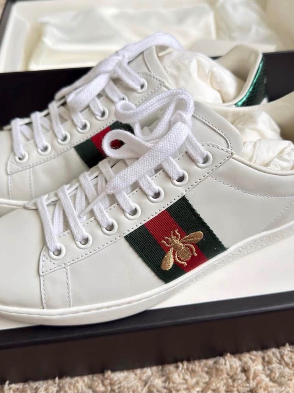 Authentic Gucci White Leather Sneakers with Green/Red Stripe and Embroidered Bee